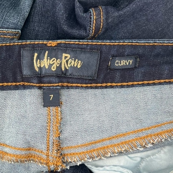 Indigo Rein Curvy Distressed Jeans Size 7 Women’s - Picture 2 of 5